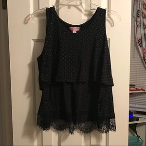 🔥🔥Studded layers tank top with lace